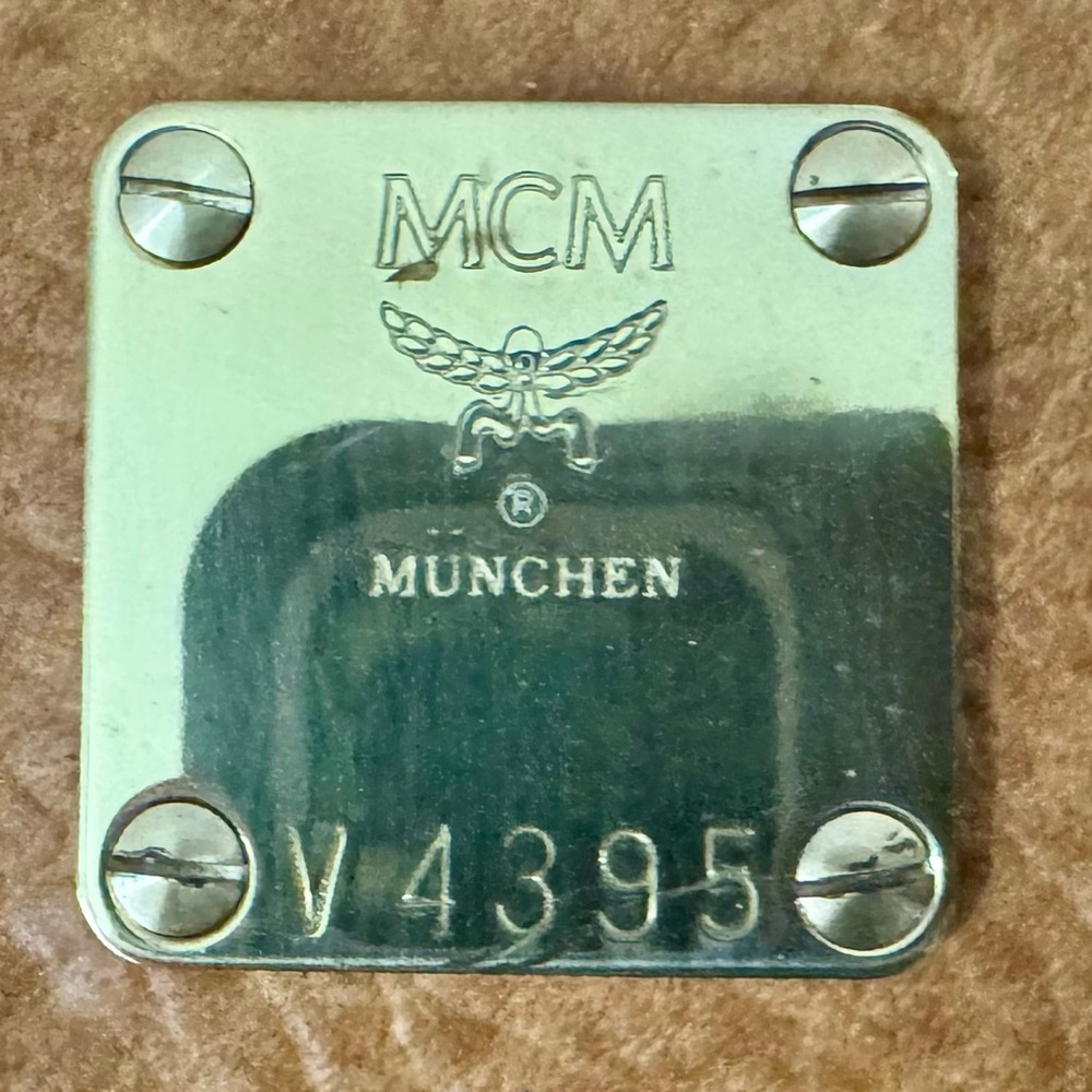 MCM VISETOS CONGNAC BOSTON BAG GOLF COLLECTON MADE IN GERMANY EUC COA INCLUDED - Picture 5 of 17